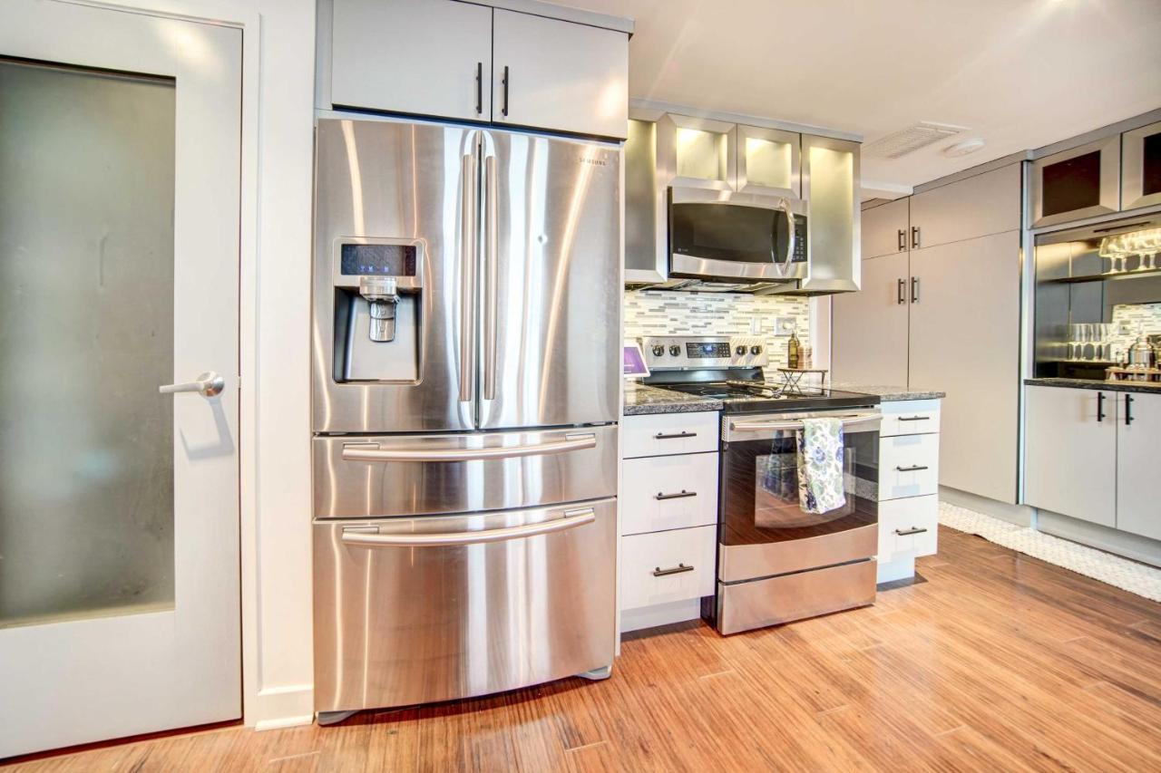 Waterfront Cleveland Apt About 1 Mi To Downtown 외부 사진