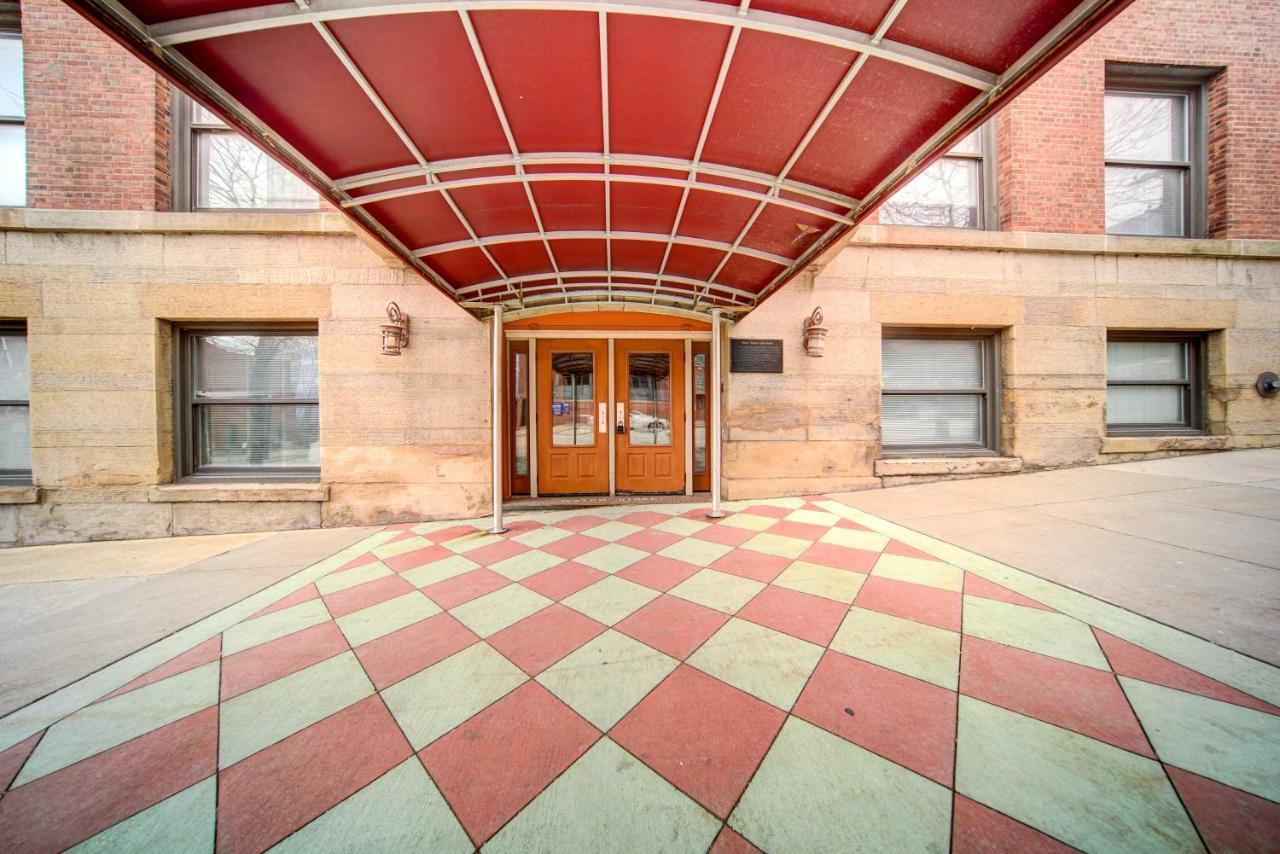 Waterfront Cleveland Apt About 1 Mi To Downtown 외부 사진